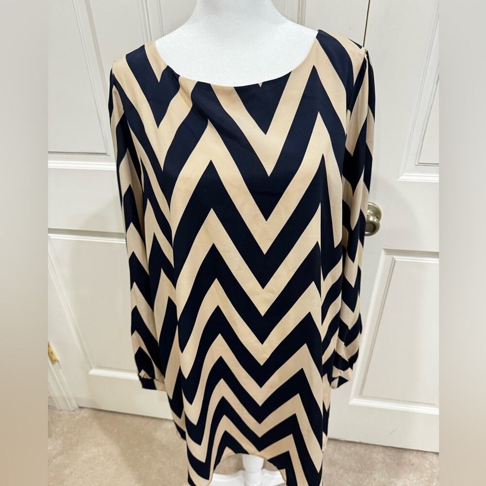 Everly Navy and Cream Chevron Dress, size L